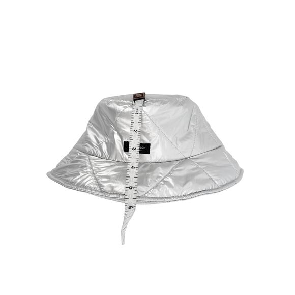 KATE SPADE New York Sam Quilted Metallic Bucket Hat in Silver